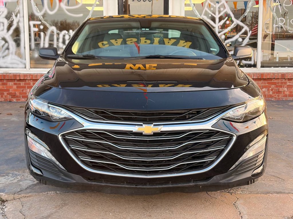 2021 Chevrolet Malibu Image 3