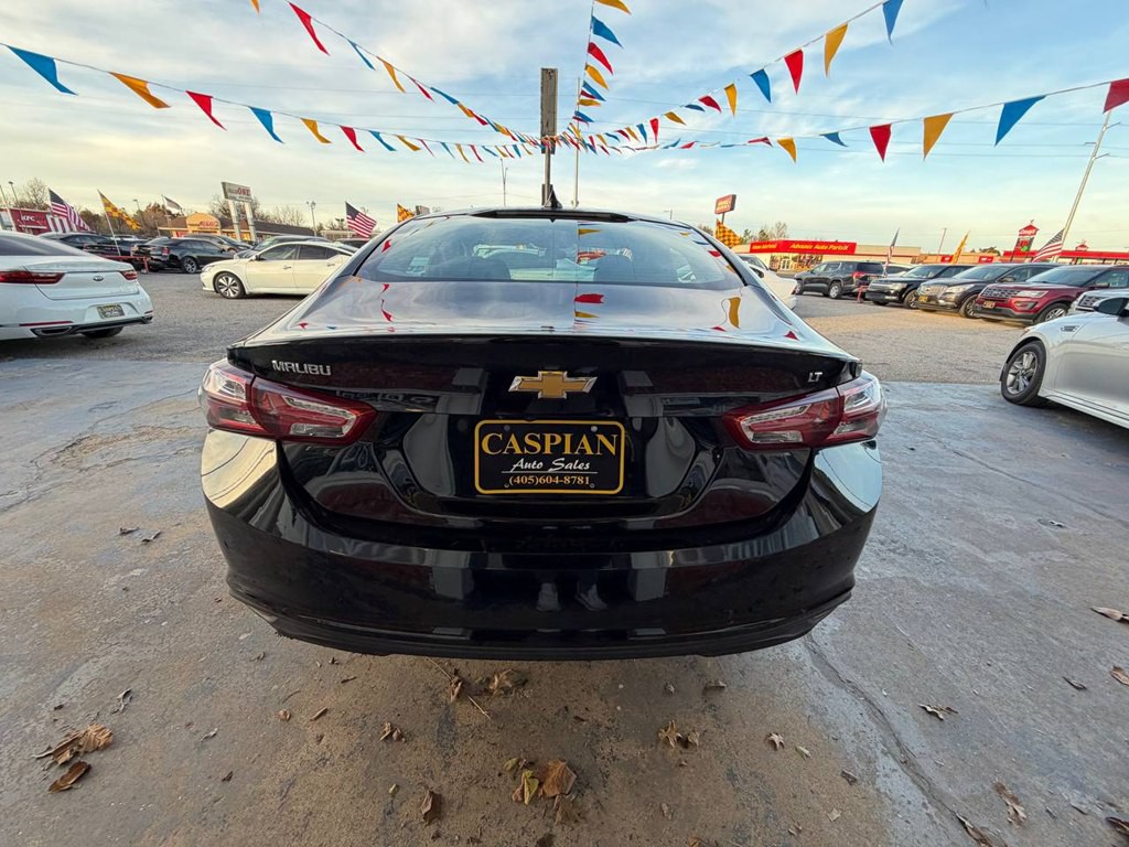 2021 Chevrolet Malibu Image 8
