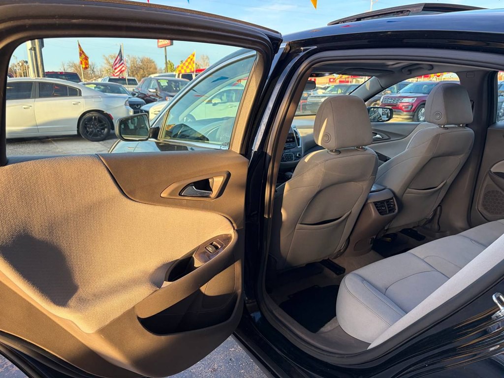 2021 Chevrolet Malibu Image 14