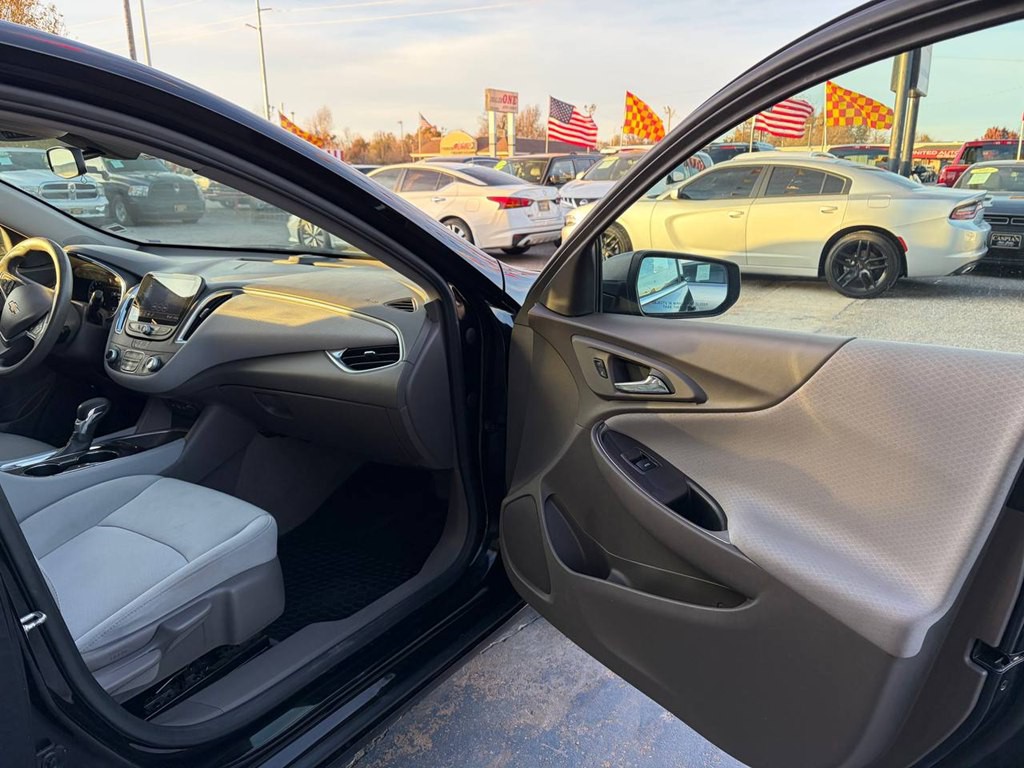 2021 Chevrolet Malibu Image 18