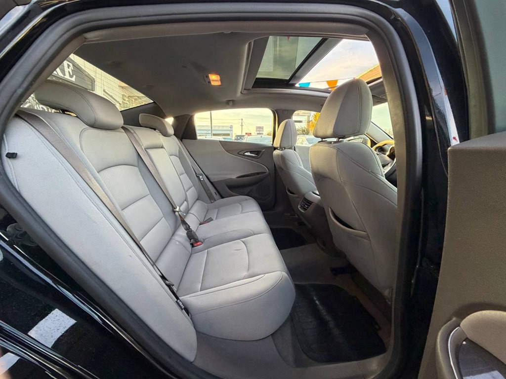 2021 Chevrolet Malibu Image 22