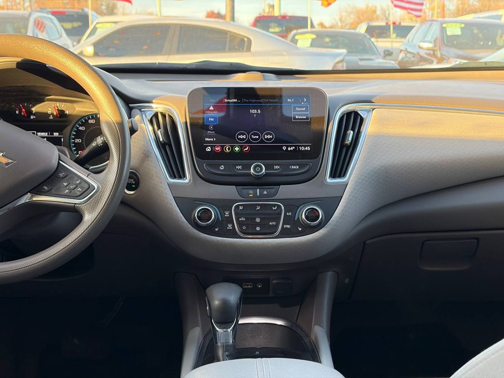 2021 Chevrolet Malibu Image 25