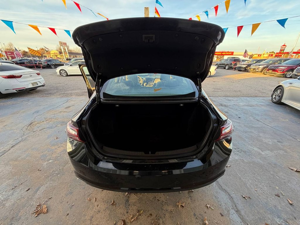 2021 Chevrolet Malibu Image 28