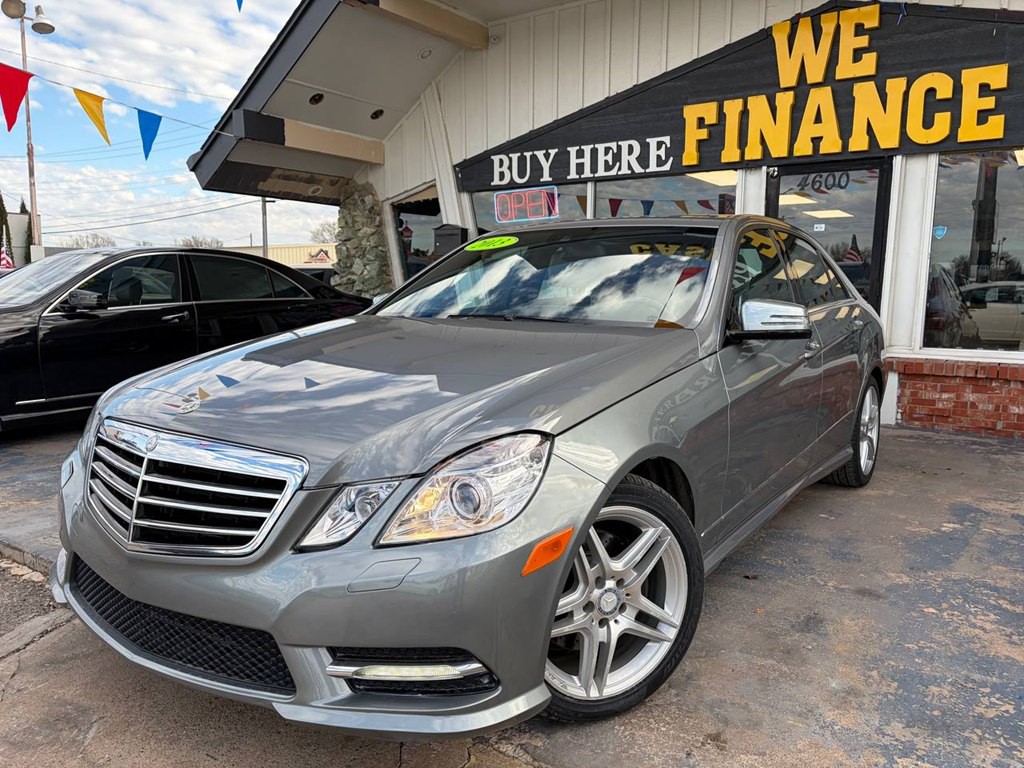 2013 Mercedes-Benz E-Class Image 4