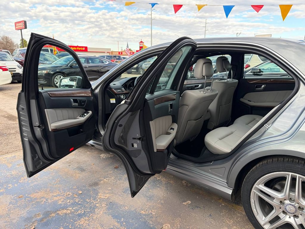 2013 Mercedes-Benz E-Class Image 10
