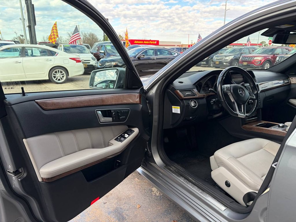 2013 Mercedes-Benz E-Class Image 11