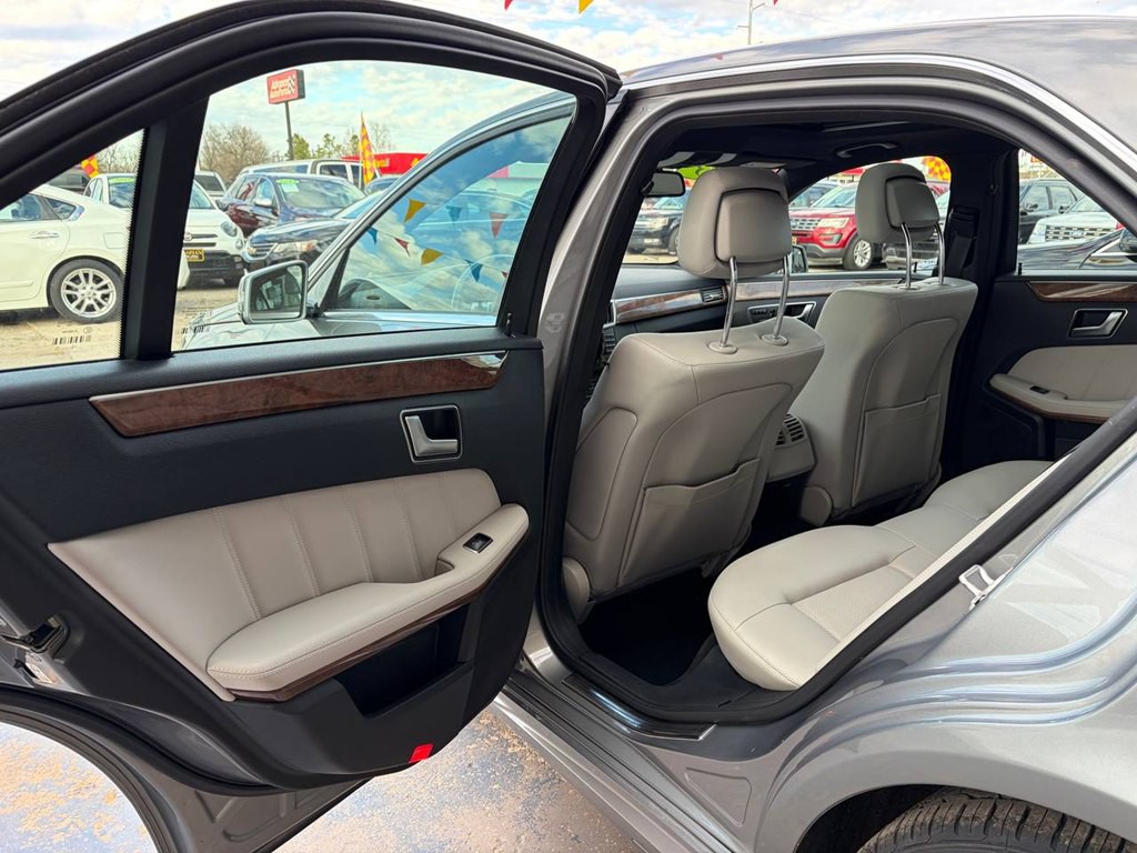 2013 Mercedes-Benz E-Class Image 14