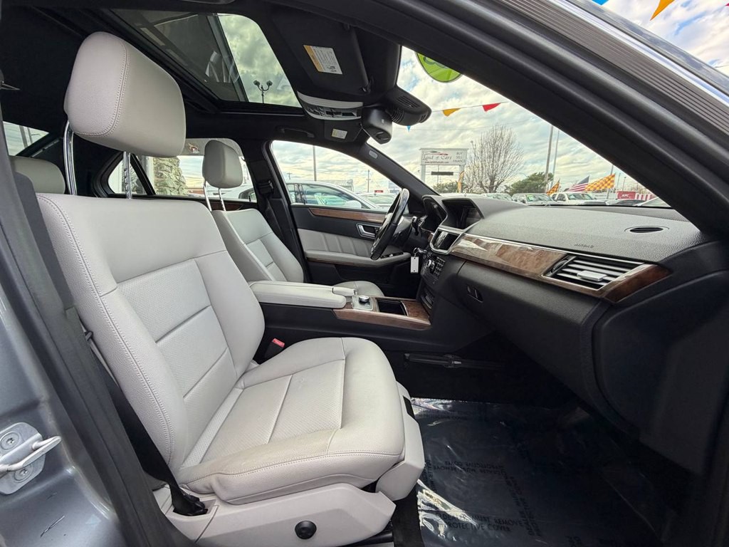 2013 Mercedes-Benz E-Class Image 19