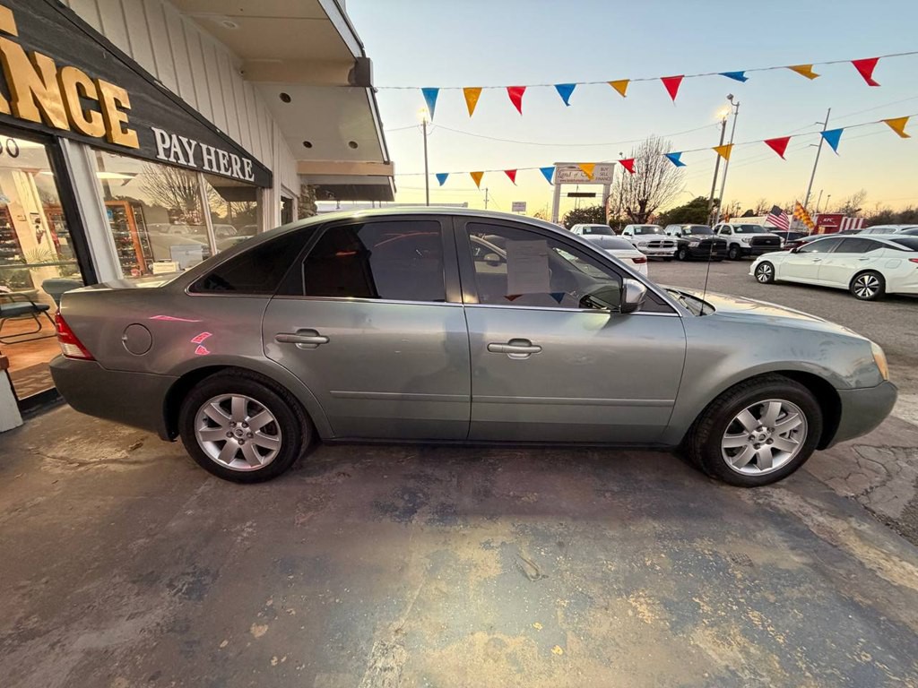 2005 Mercury Montego Image 5