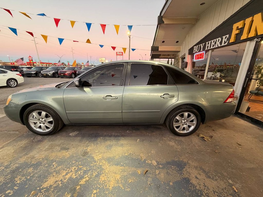 2005 Mercury Montego Image 6