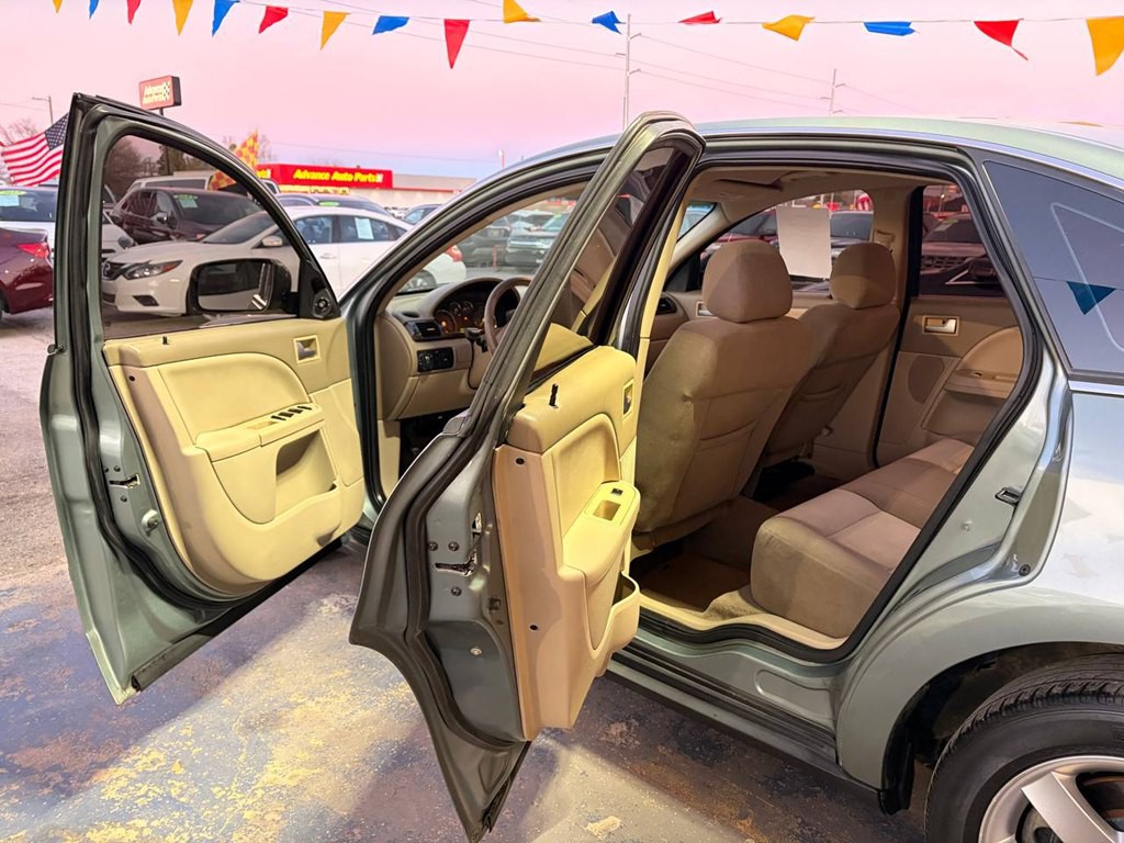 2005 Mercury Montego Image 10