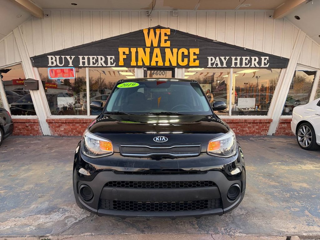 2019 Kia Soul Image 2