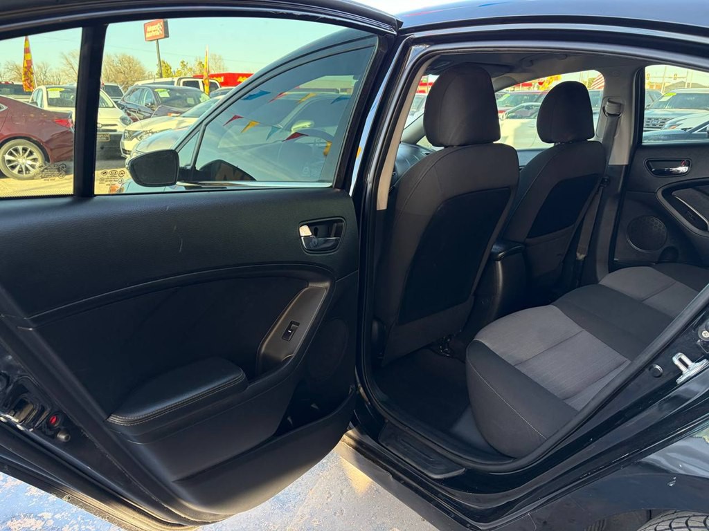 2014 Kia Forte Image 14
