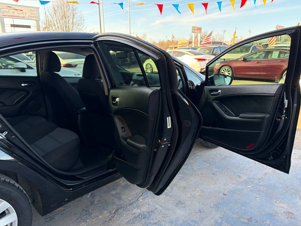 2014 Kia Forte Image 16