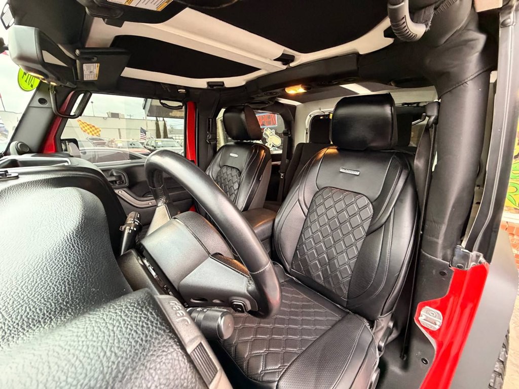 2014 Jeep Wrangler Image 11