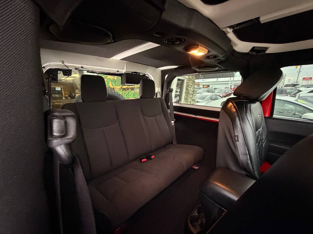 2014 Jeep Wrangler Image 16