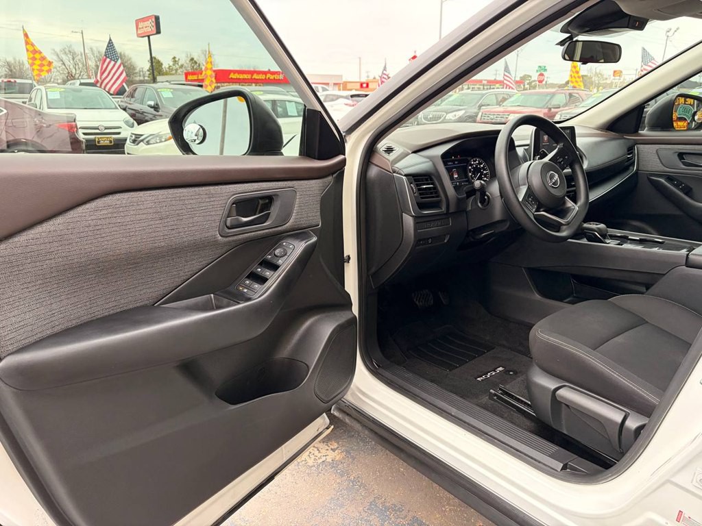 2023 Nissan Rogue Image 11