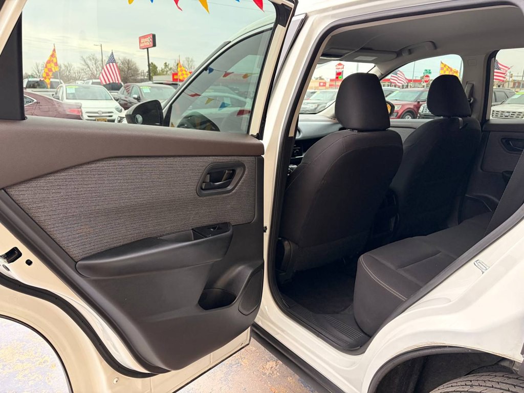 2023 Nissan Rogue Image 14