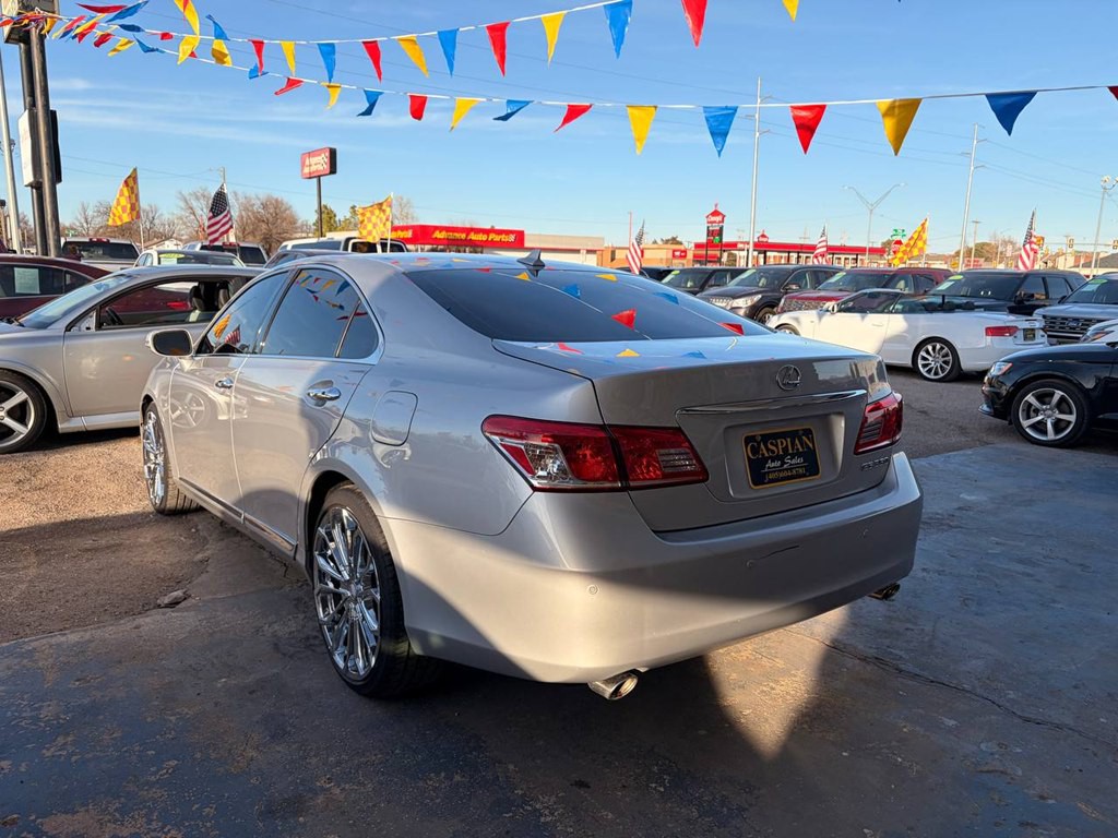 2012 Lexus ES Image 9