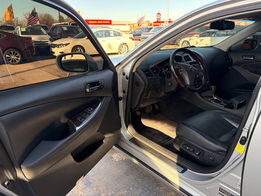 2012 Lexus ES Image 11