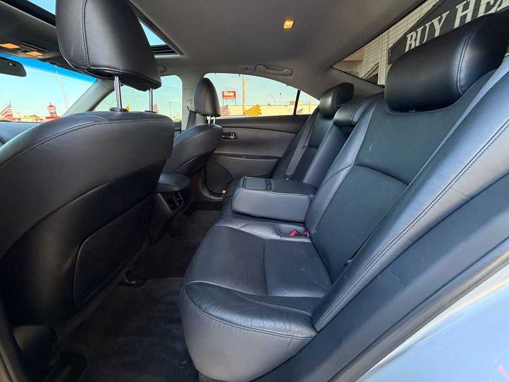 2012 Lexus ES Image 15