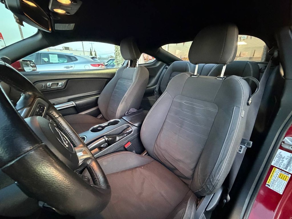 2015 Ford Mustang Image 12