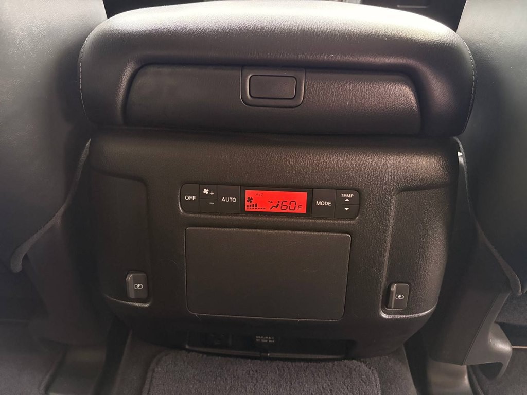 2019 Nissan Armada Image 24