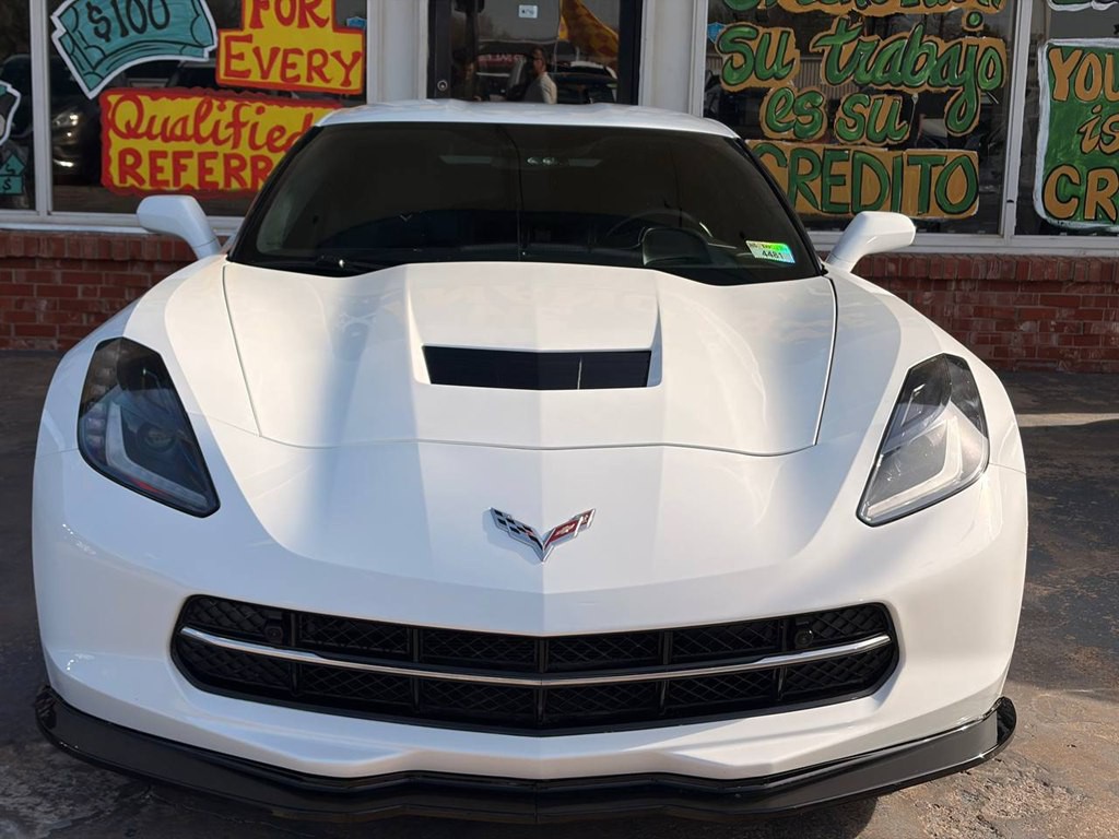 2016 Chevrolet Corvette Image 3
