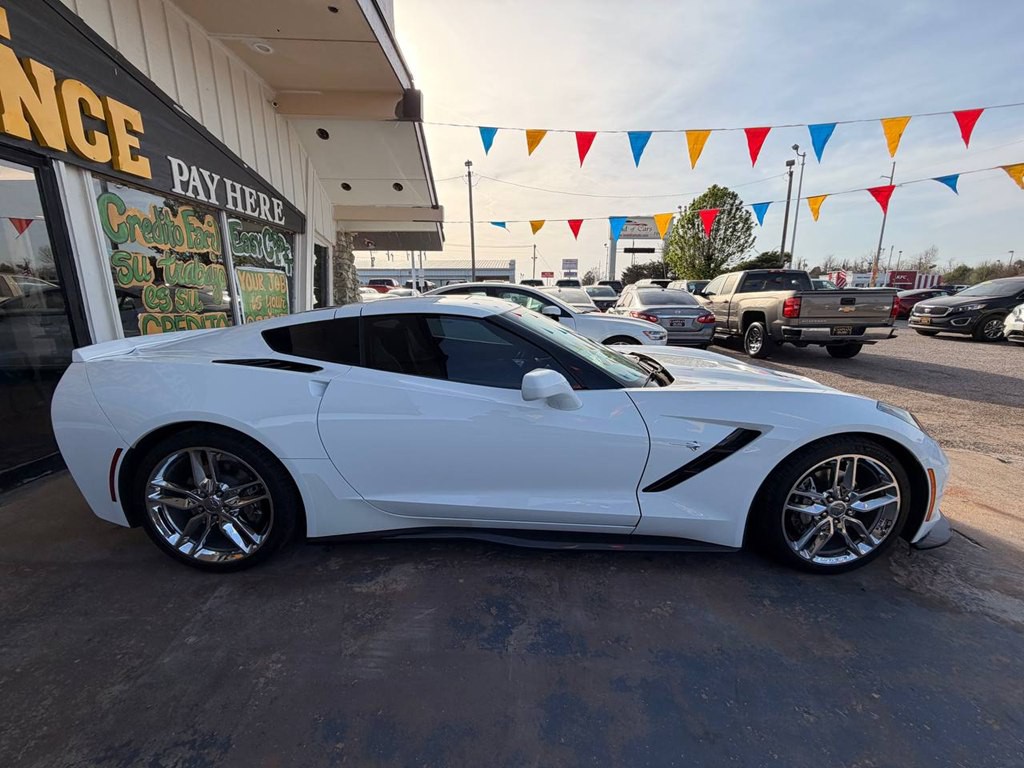 2016 Chevrolet Corvette Image 5