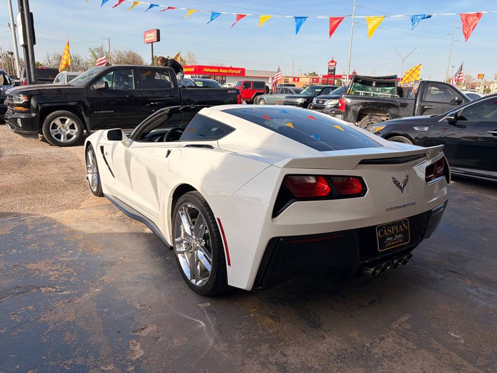 2016 Chevrolet Corvette Image 9