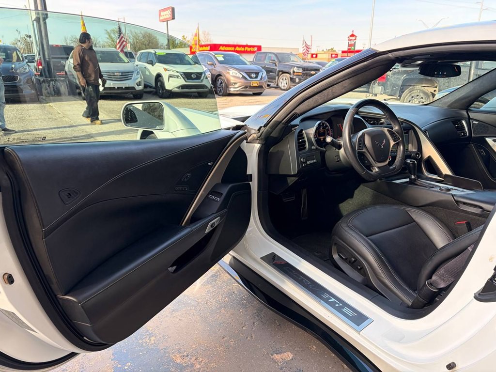 2016 Chevrolet Corvette Image 10