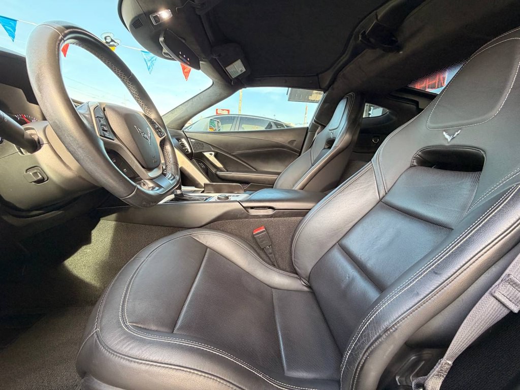 2016 Chevrolet Corvette Image 11