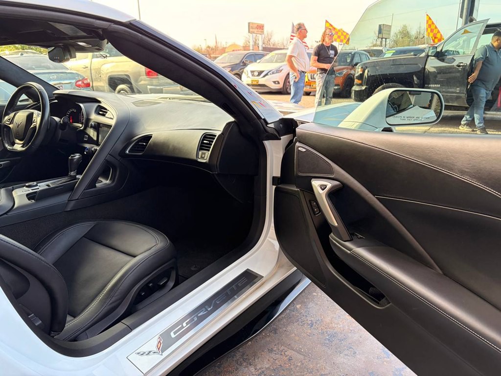 2016 Chevrolet Corvette Image 13