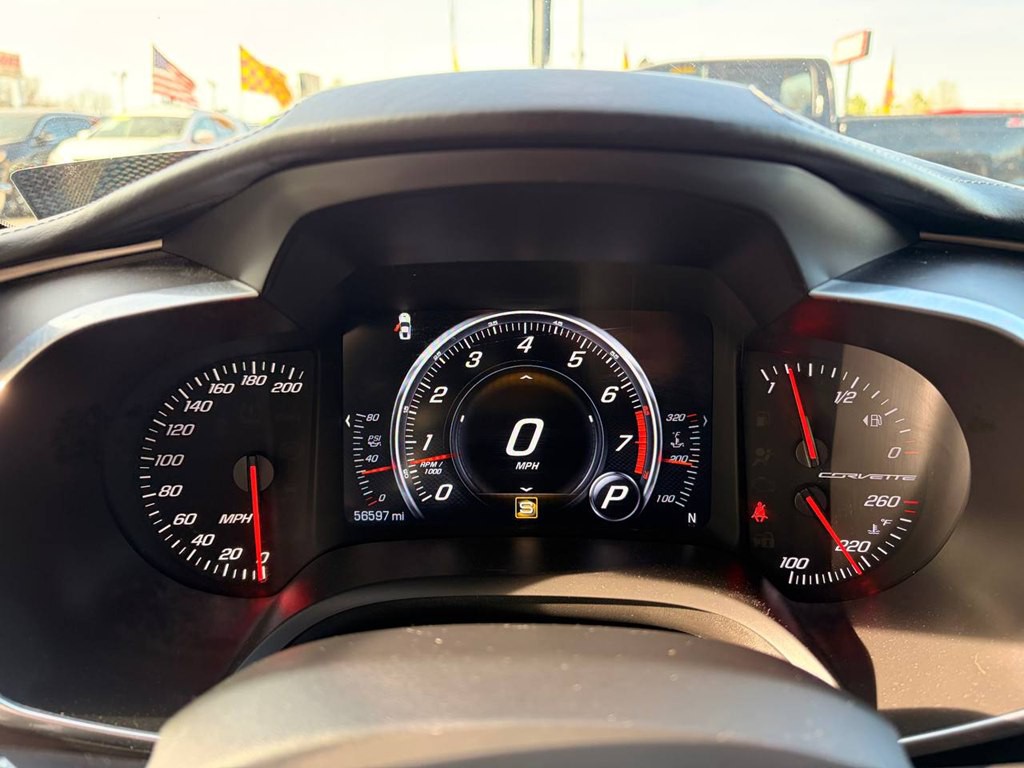2016 Chevrolet Corvette Image 24