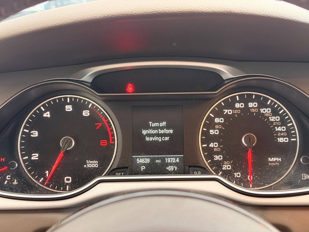 2016 Audi A4 Image 25