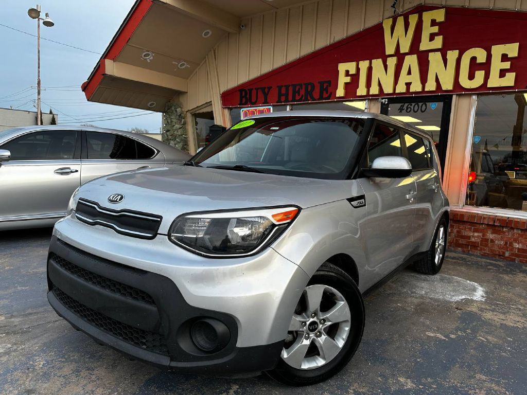 2017 Kia Soul Image 3