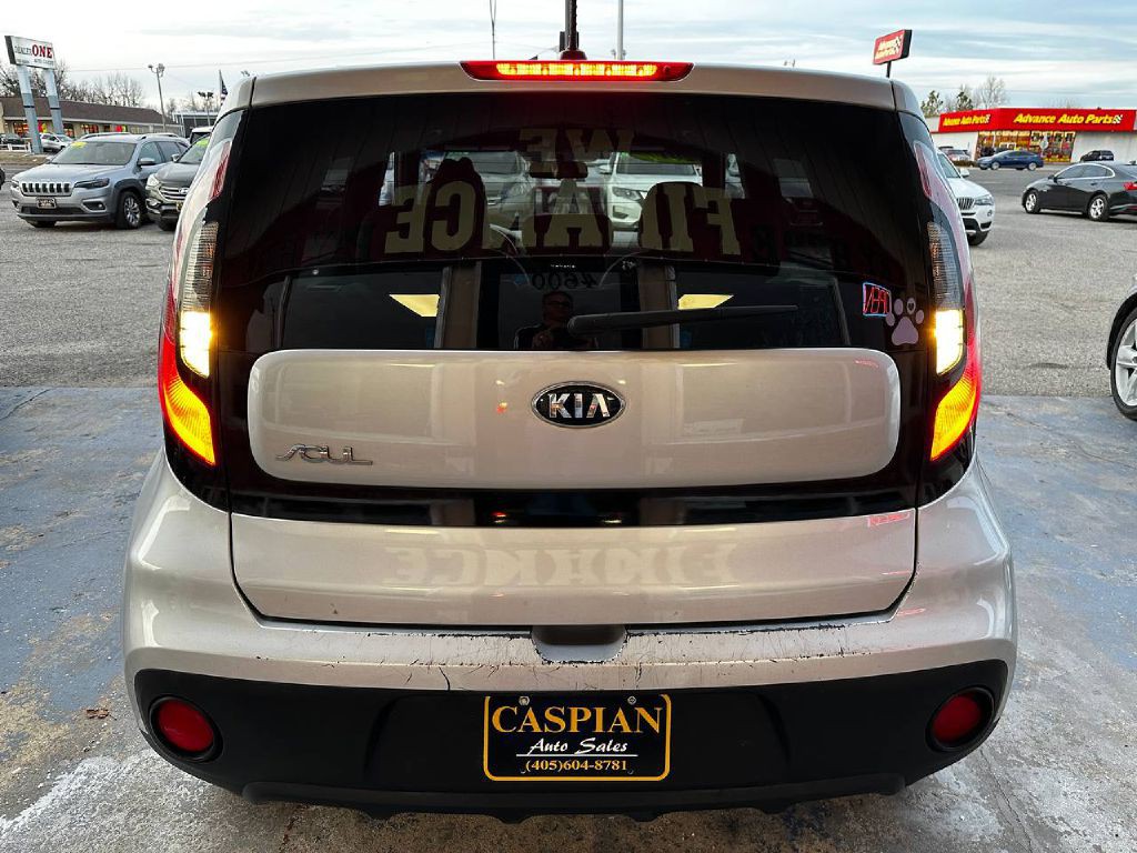 2017 Kia Soul Image 7