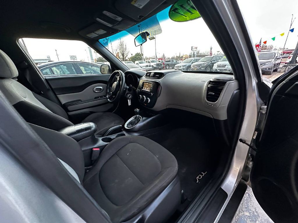 2017 Kia Soul Image 10
