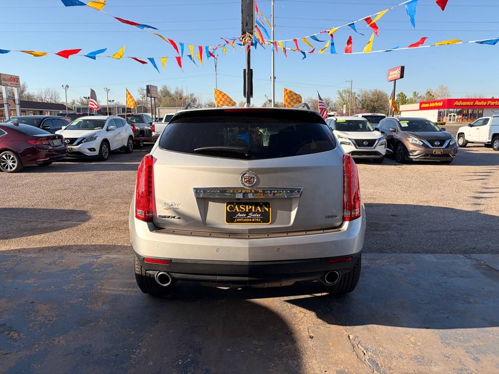 2013 Cadillac SRX Image 8