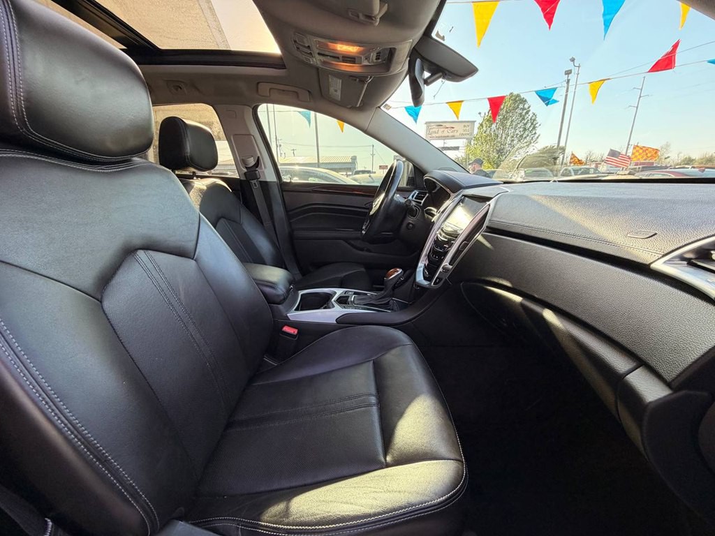 2013 Cadillac SRX Image 18