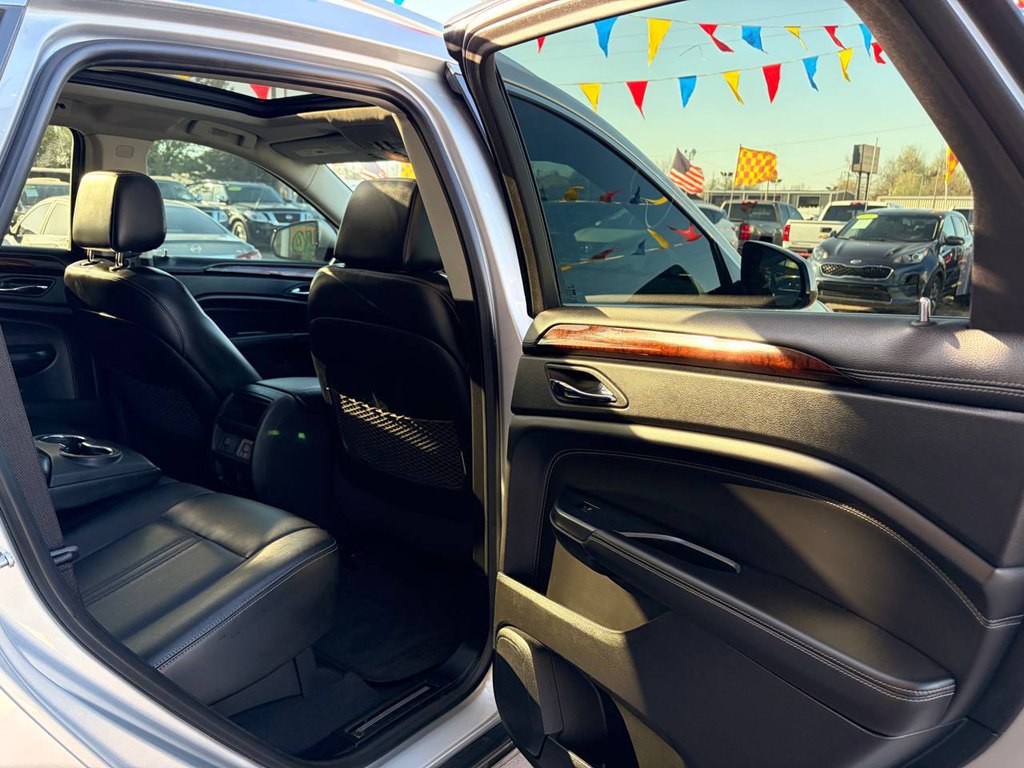 2013 Cadillac SRX Image 20
