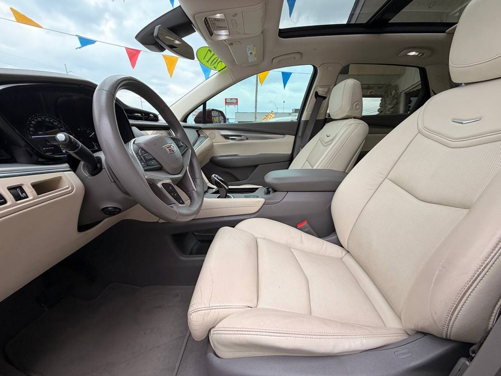 2017 Cadillac XT5 Image 12