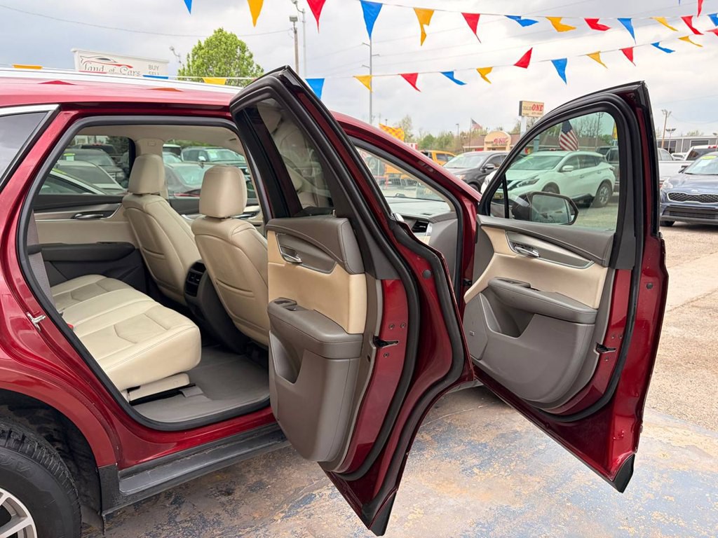 2017 Cadillac XT5 Image 16