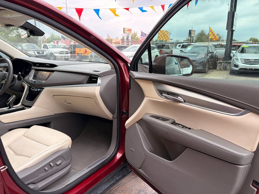 2017 Cadillac XT5 Image 17