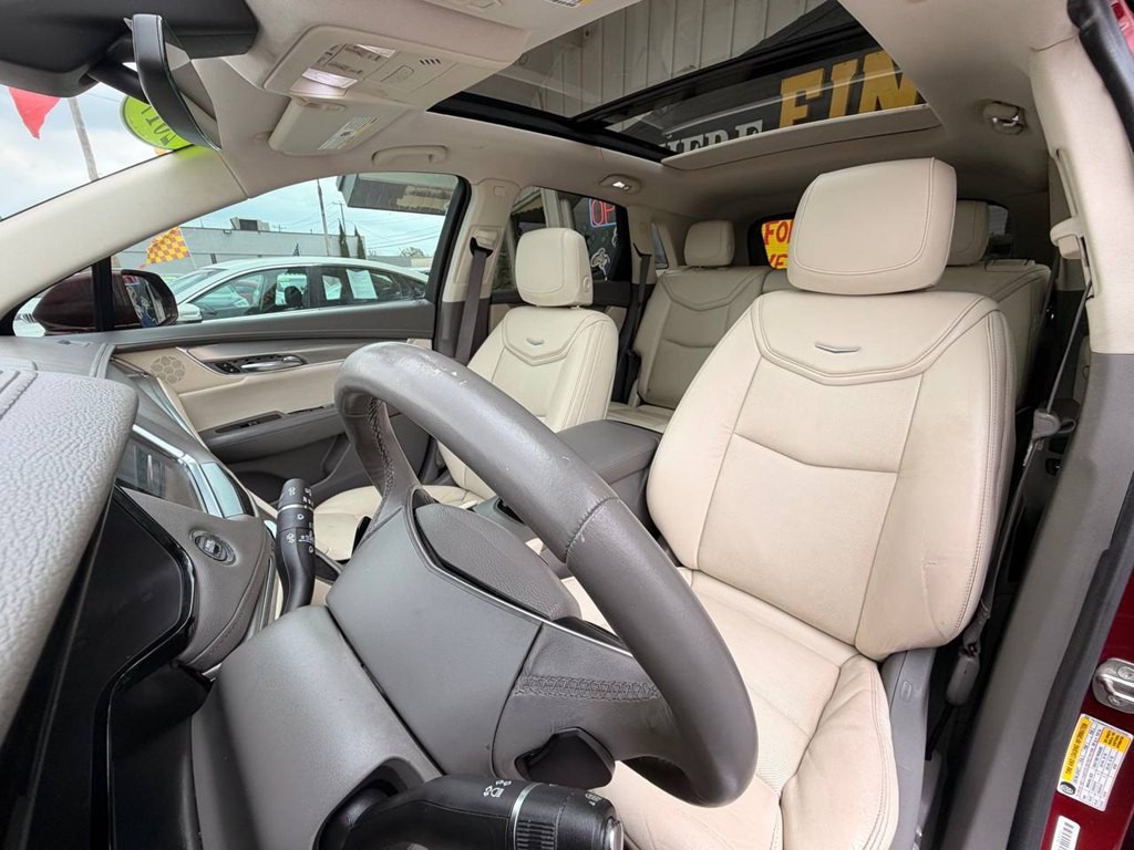 2017 Cadillac XT5 Image 11