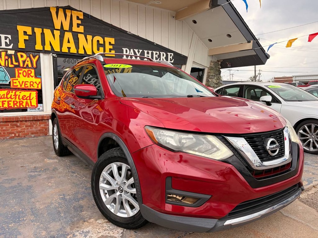 2017 Nissan Rogue Image 1