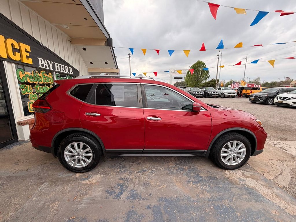 2017 Nissan Rogue Image 5