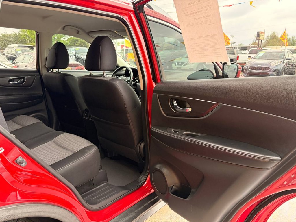 2017 Nissan Rogue Image 20