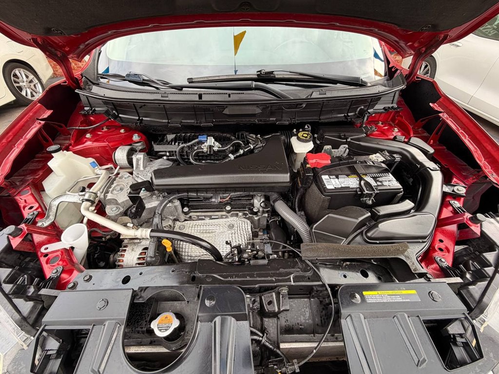 2017 Nissan Rogue Image 30