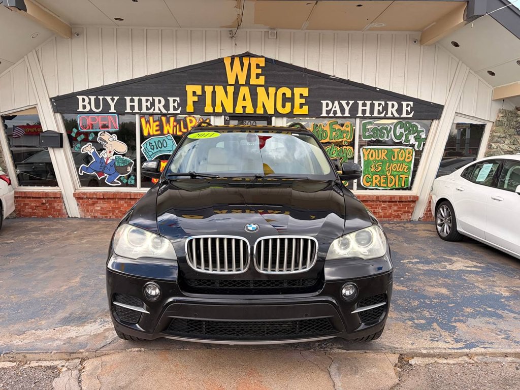 2011 BMW X5 Image 2